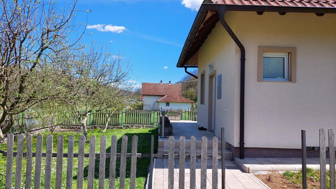 Ваканционна къща Vikendica Obradovic